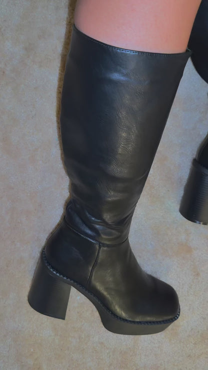Holly Boots (Black)